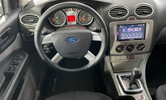 Ford Focus Sed. TI./TI.Plus 2.0 16V Flex  Aut 2013 Flex-8