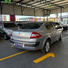 Renault Megane Sedan Dynamique 2.0 16V Aut. 2008 Gasolina-2