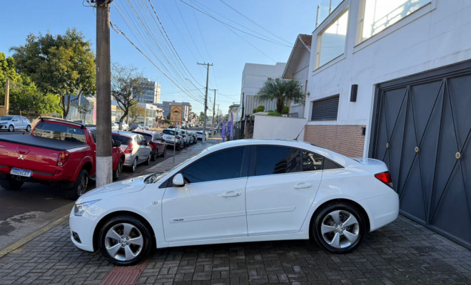 GM - Chevrolet CRUZE LT 1.8 16V FlexPower 4p Mec. 2014 Flex-3