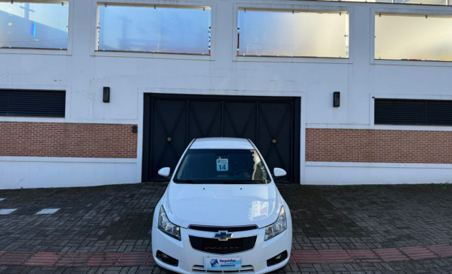 GM - Chevrolet CRUZE LT 1.8 16V FlexPower 4p Mec. 2014 Flex