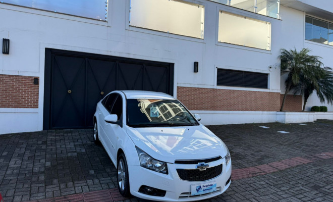 GM - Chevrolet CRUZE LT 1.8 16V FlexPower 4p Mec. 2014 Flex-1