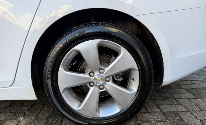 GM - Chevrolet CRUZE LT 1.8 16V FlexPower 4p Mec. 2014 Flex-8