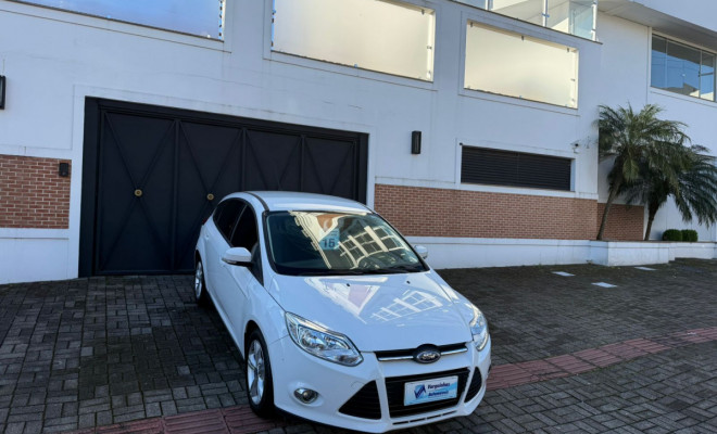 Ford Focus 1.6 S/1.6 SE Flex 16v 5p Aut 2015 Flex-0