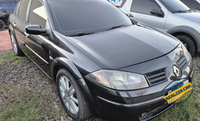 Renault Megane Sedan Dynamique 2.0 16V Mec. 2007 Gasolina