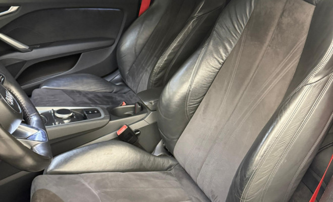 Audi TT 2.0 16v TFSI S-Tronic 2015 Gasolina-12