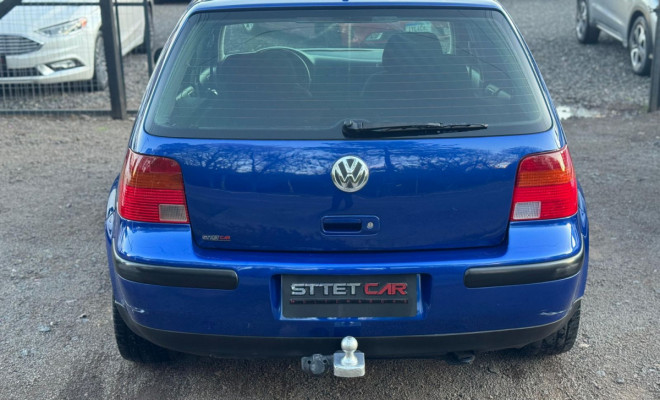 VW - VolksWagen Golf 1.6Mi/ 1.6Mi Gener./Black & Silver 2001 Gasolina-4