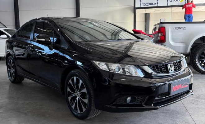 Honda Civic Sedan LXR 2.0-0