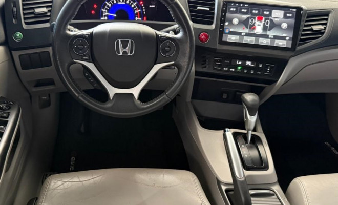 Honda Civic Sedan LXR 2.0-3