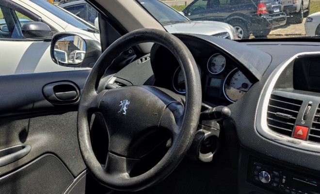 Peugeot 207 Active 1.4 Flex 8V 5p 2014 Flex-6