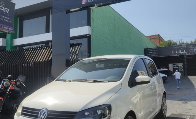 VW - VolksWagen Fox 1.0 Mi Total Flex 8V 5p 2013 Flex