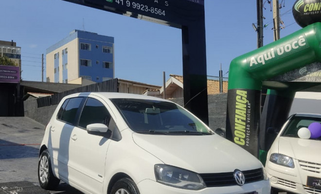 VW - VolksWagen Fox 1.0 Mi Total Flex 8V 5p 2013 Flex-0