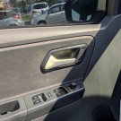 VW - VolksWagen Fox 1.0 Mi Total Flex 8V 5p 2013 Flex-12