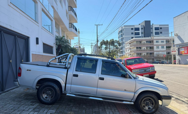 GM - Chevrolet S10 Pick-Up 2.4 MPFI 8v 128cv CD 4p 2003 Gasolina-2
