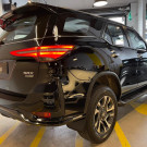 Toyota Hilux SW4 SRX Platinum 2.8 TB 4x4 7 Lugares Diesel Aut. 2025-0