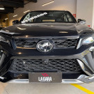 Toyota Hilux SW4 SRX Platinum 2.8 TB 4x4 7 Lugares Diesel Aut. 2025-1
