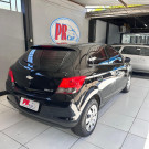 GM - Chevrolet ONIX HATCH LT 1.4 8V FlexPower 5p Mec. 2014 Flex-3