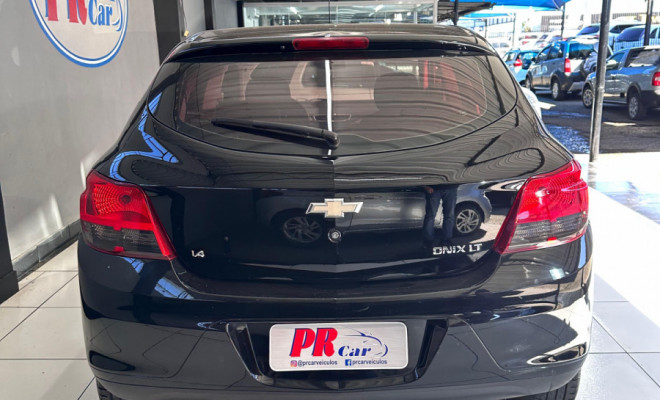 GM - Chevrolet ONIX HATCH LT 1.4 8V FlexPower 5p Mec. 2014 Flex-2