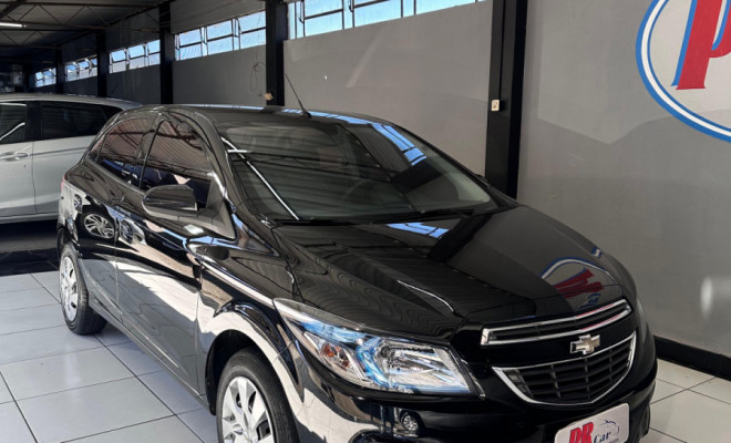 GM - Chevrolet ONIX HATCH LT 1.4 8V FlexPower 5p Mec. 2014 Flex