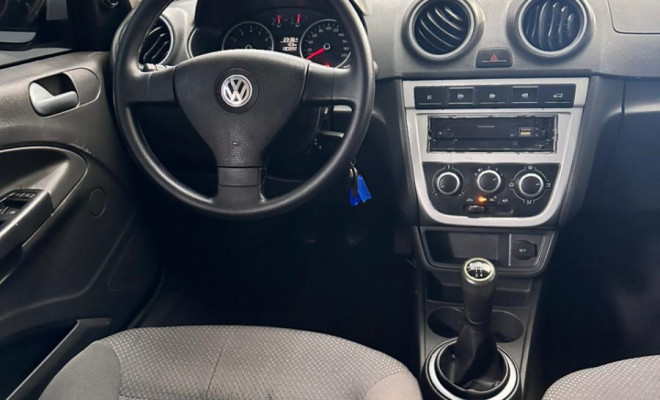 VW - VolksWagen VOYAGE 1.0/1.0 City Mi Total Flex 8V 4p 2011 Flex-10