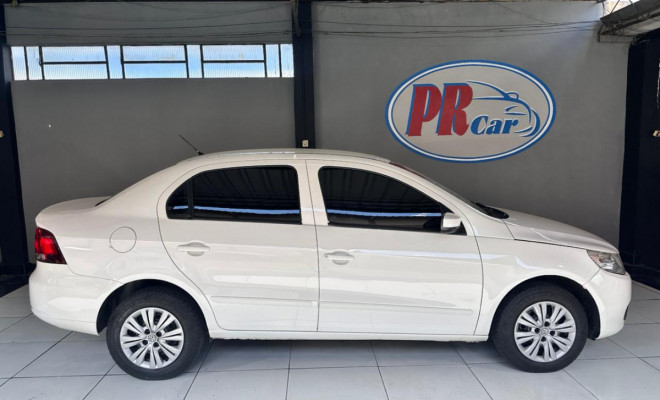 VW - VolksWagen VOYAGE 1.0/1.0 City Mi Total Flex 8V 4p 2011 Flex-8