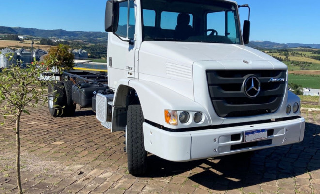 MERCEDES-BENZ Atron 1319 2p Diesel (E5) 2014-0