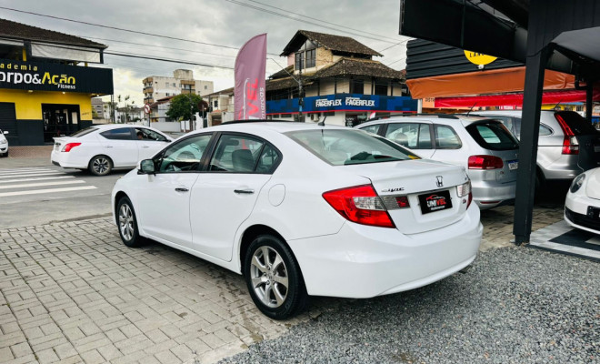 Honda Civic Sedan EXS 1.8/1.8 Flex 16V Aut. 4p 2013 Flex-4