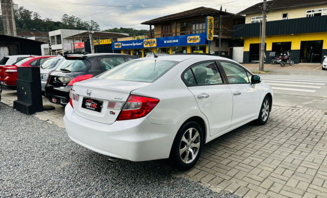Honda Civic Sedan EXS 1.8/1.8 Flex 16V Aut. 4p 2013 Flex-2