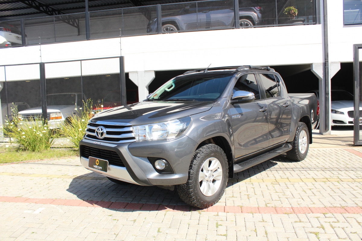 Hilux CD SRV 4x4 2.8 TDI Diesel Aut.
