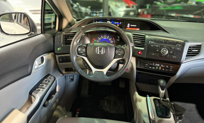 Honda Civic Sedan LXR 2.0 Flexone 16V Aut. 4p 2016 Flex-2
