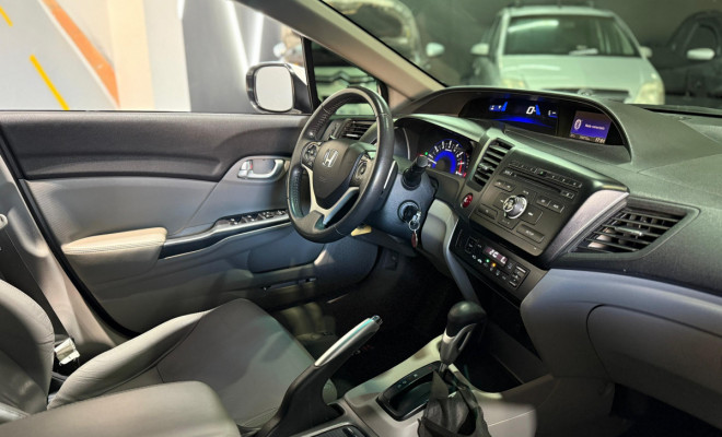 Honda Civic Sedan LXR 2.0 Flexone 16V Aut. 4p 2016 Flex-3