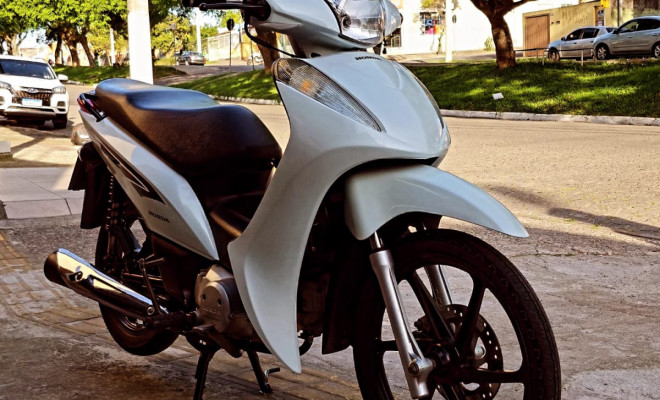 HONDA BIZ 125 EX FLEX ANO 2013-0