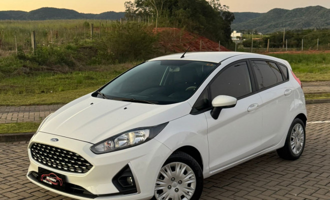 Ford Fiesta SE Plus 1.6 16V Flex Aut. 5p 2018 Flex