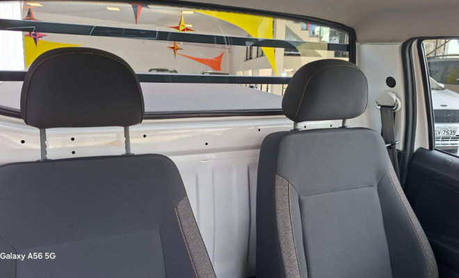 VW - VolksWagen Saveiro Robust 1.6 Total Flex 16V  2025 Flex-8