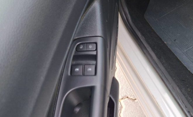 VW - VolksWagen Saveiro Robust 1.6 Total Flex 16V  2025 Flex-7