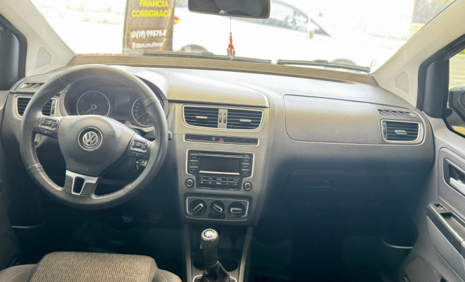 VW - VolksWagen Fox 1.6 Mi Total Flex 8V 5p 2014 Flex-4