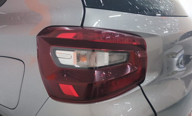 Citroën C3 Live Pack 1.0 Flex 6V 5p Mec. 2024 Flex-9