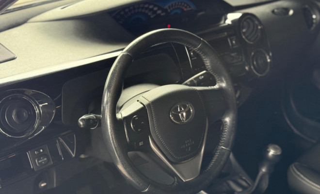 Toyota ETIOS XLS Sedan 1.5 Flex 16V 4p Mec. 2015 Flex-6