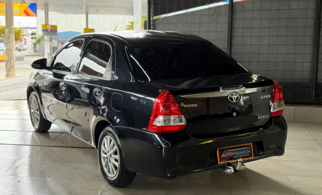 Toyota ETIOS XLS Sedan 1.5 Flex 16V 4p Mec. 2015 Flex-9