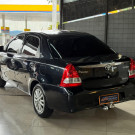 Toyota ETIOS XLS Sedan 1.5 Flex 16V 4p Mec. 2015 Flex-9