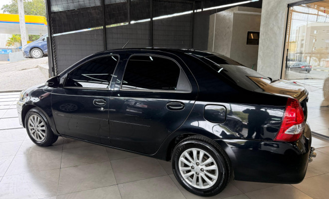 Toyota ETIOS XLS Sedan 1.5 Flex 16V 4p Mec. 2015 Flex-3
