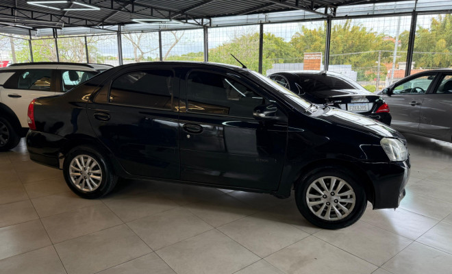 Toyota ETIOS XLS Sedan 1.5 Flex 16V 4p Mec. 2015 Flex-2