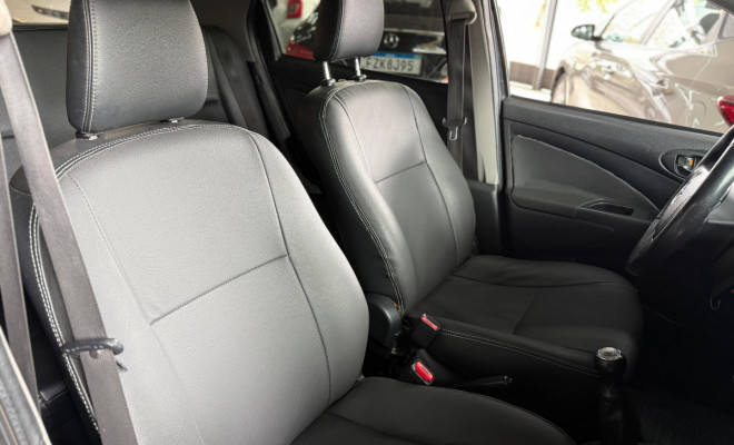 Toyota ETIOS XLS Sedan 1.5 Flex 16V 4p Mec. 2015 Flex-5