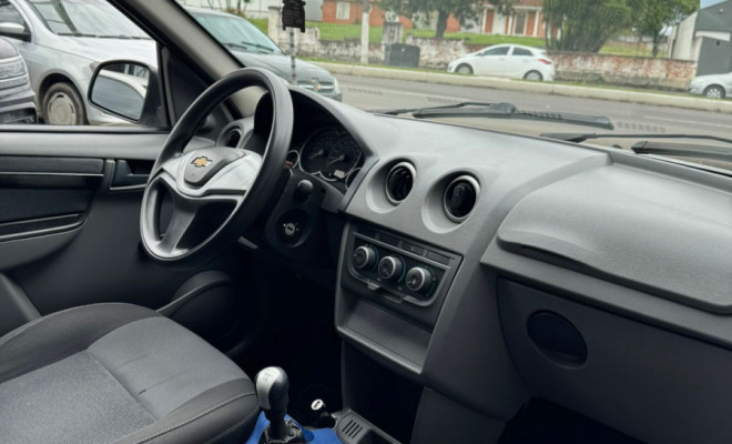 GM - Chevrolet PRISMA  Sed. Maxx/ LT 1.4 8V ECONOF. 4p 2012 Flex-3