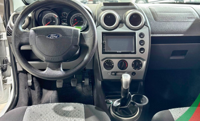 Ford Fiesta SE 1.0 8V Flex 5p 2014 Flex-4