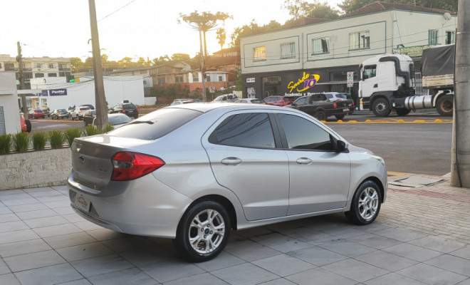 Ford Ka+ Sedan 1.5 SEL 16V Flex 4p 2016 Flex-1