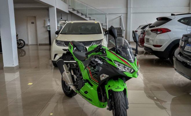 KAWASAKI NINJA 400 2023 Gasolina