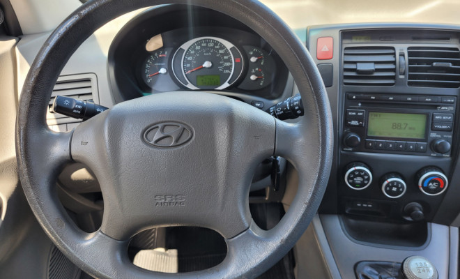 Hyundai Tucson 2.0 16V Mec. 2010 Gasolina-8