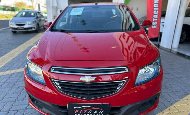 GM - Chevrolet PRISMA Sed. LT 1.4 8V FlexPower 4p 2014 Flex