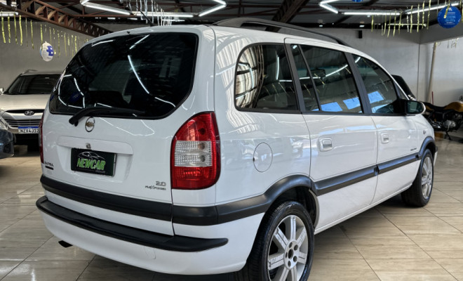 GM - Chevrolet Zafira Eleg.2.0 MPFI FlexPower 8V 5p Aut 2009 Flex-3