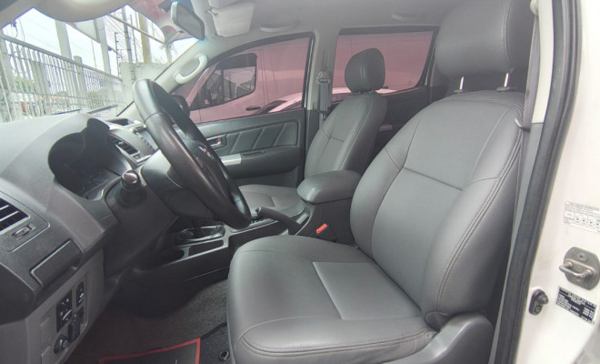 Toyota Hilux CD SRV D4-D 4x4 3.0 TDI Diesel Aut 2013 Diesel-6